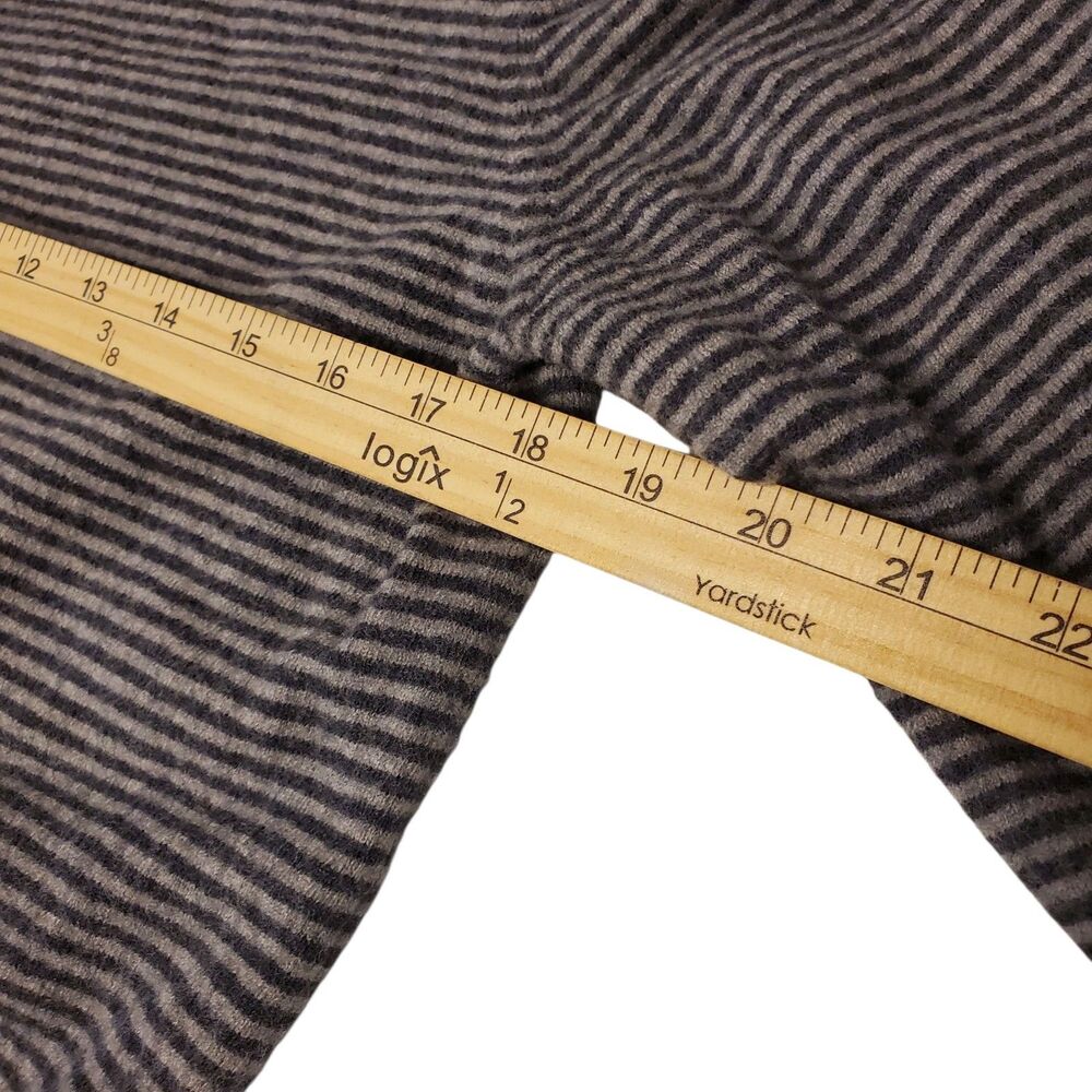 THE MEN'S STORE Bloomingdale's Sweater Mens Large Gray Striped 100% Merino Wool - Picture 3 of 8